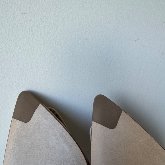 Beautiisoles by Robyn Shreiber - Picture 5 of 10